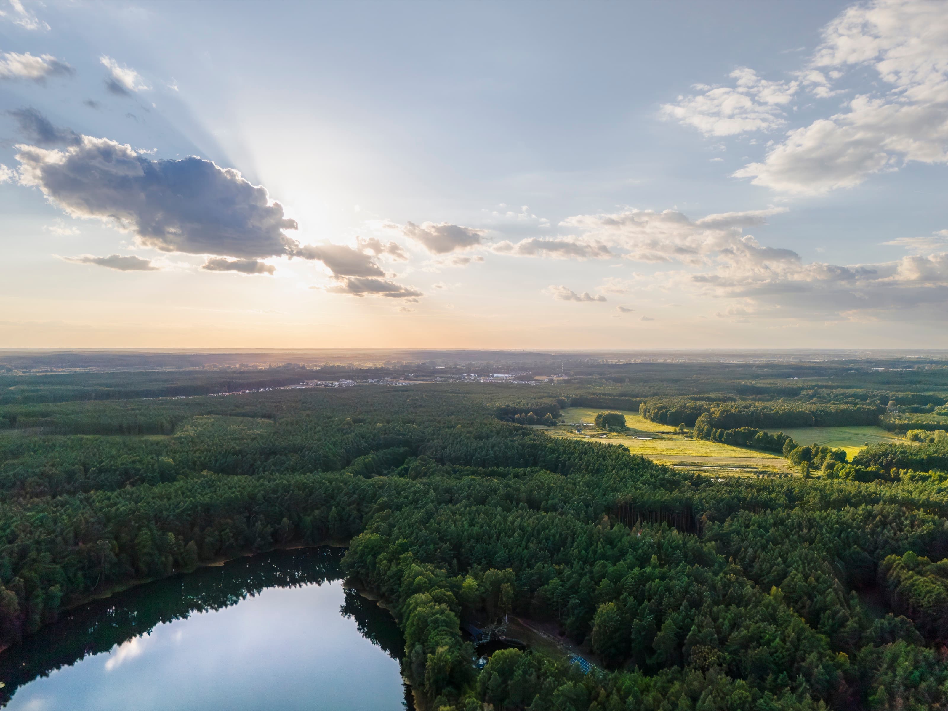 Fotografia z drona z portfolio Miłosza Michniewicza